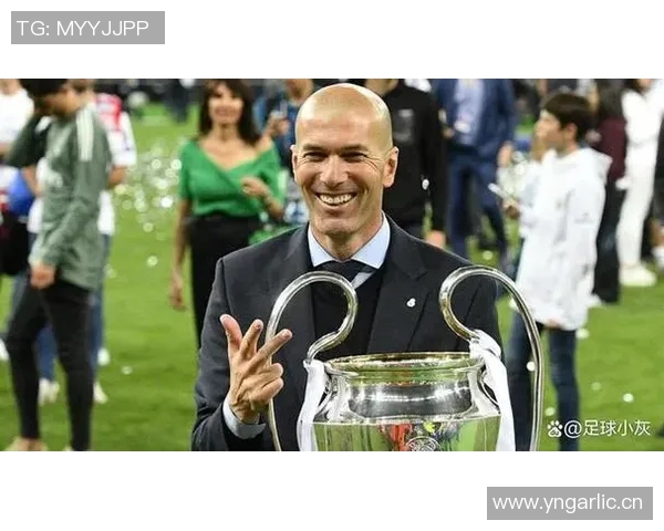 齐达内计划明年执教法国队只考虑法国和皇马两大选项